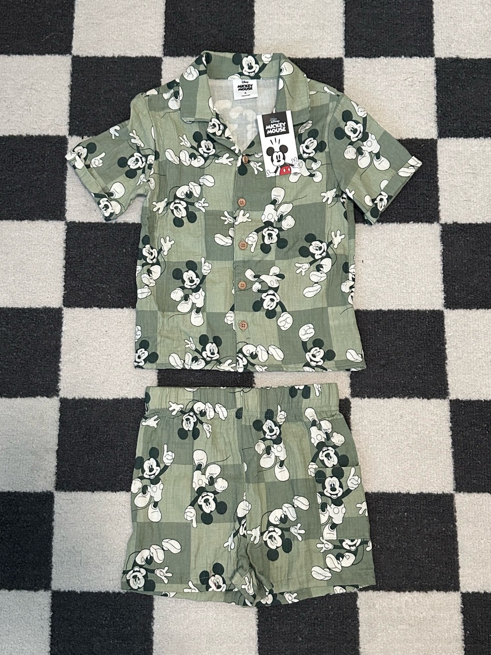 NWT Disney Mickey Mouse Green Checkered Kids Set